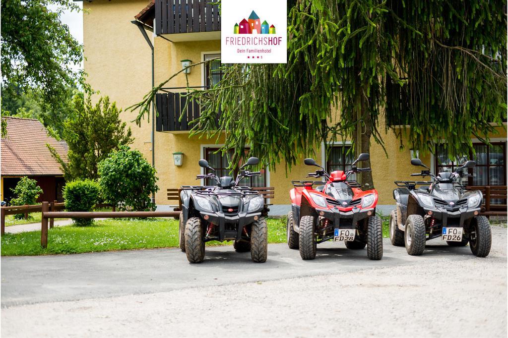 Familienhotel Friedrichshof Обертрубах Экстерьер фото