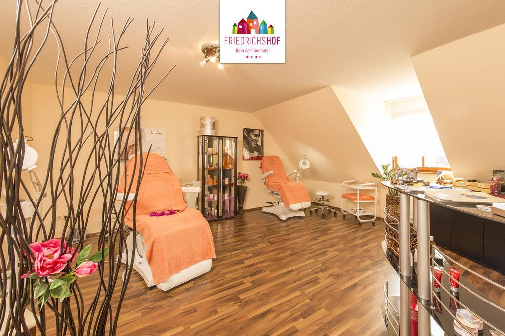 Familienhotel Friedrichshof Обертрубах Экстерьер фото